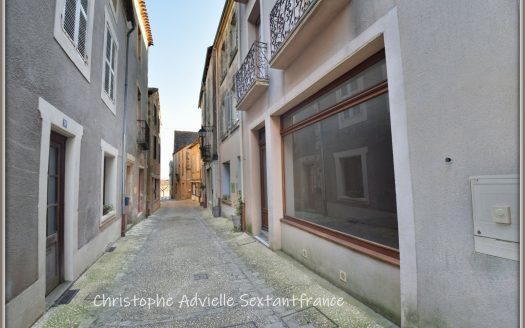 Heart of Belves, building with shop on the ground floor and 2 flats