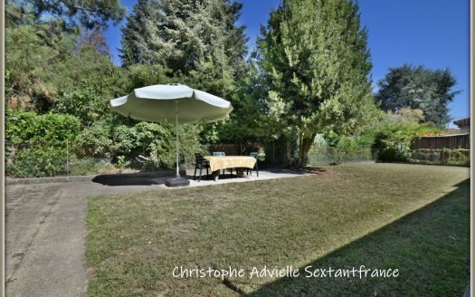 Semi detached house all on the ground floor in Marmande city, garage, 3 bedrooms