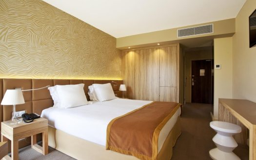 RENTAL INVESTMENT – AVIGNON – Golden Tulip le Paradou – 6.04% profitability