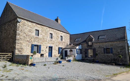 Charming Stone Property – 246 sqm + Guest House, Indoor Pool & Orchard