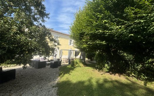 PROPRIETE PROCHE DE BORDEAUX