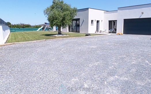 FOR SALE – Contemporary Single-Storey Home with High-End Features – Oloron Sainte-Marie (4 min)