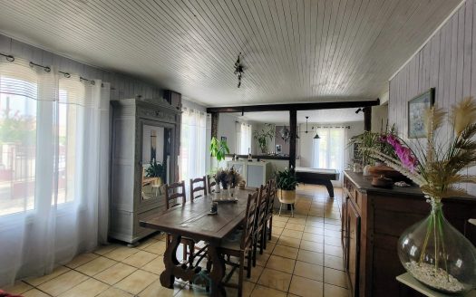 2 maisons plain-pied sur 1500 sqm – St Pierre d’Eyraud