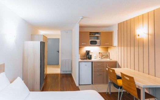 RENTAL INVESTMENT – CAUTERETS – Appart&apos;Hotel Garden City tourist residence – 6% profitability