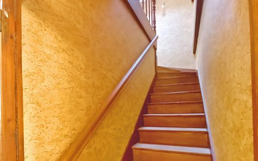 In Le Bugue, a 129sqm 1930s house.