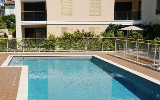 Cannes – Palm Beach – Charming 1-Bedroom Apartment with Private Garden in Residence with Pool