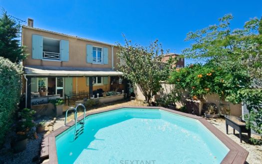 SOUTH OF FRANCE – PROVENCE – ISTRES – Charming Family Home (4-Bed) – Terrace, Garden, Pool, and Direct Park Access – 98 sqm on 257 sqm Plot