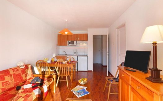 RENTAL INVESTMENT – Ax-les-Thermes – Les Balcons d&apos;Ax Tourist Residence – 6.08% profitability