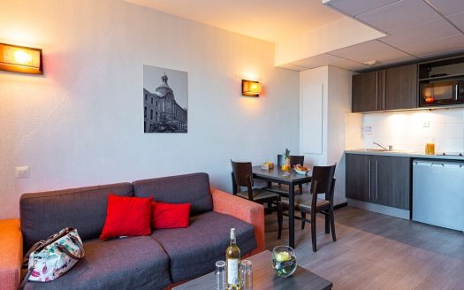 RENTAL INVESTMENT – NIMES – Residence Zenitude Nimes Centre *** – 7.72% profitability