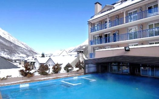 RENTAL INVESTMENT – CAUTERETS – Appart&apos;Hotel Garden City tourist residence – 6% profitability