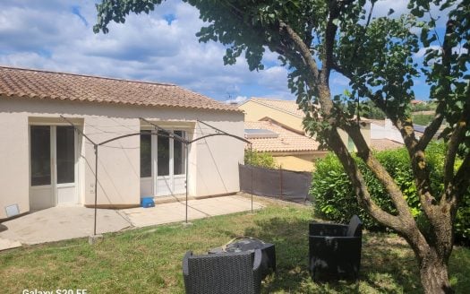 Maison lumineuse – 89sqm – APT 84400