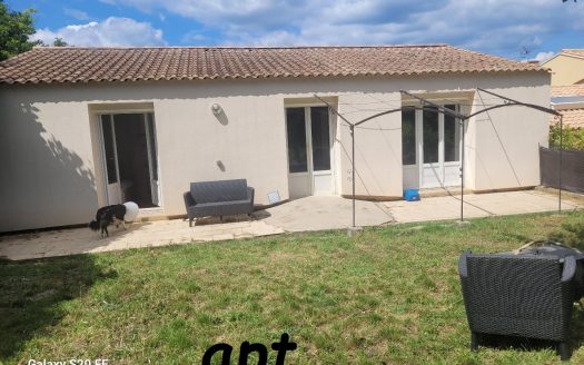 Maison lumineuse – 89sqm – APT 84400