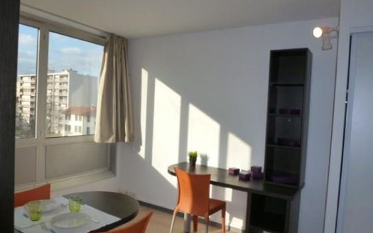 INVESTISSEMENT LOCATIF – VILLEURBANNE – Résidence Étudiante Cosy Home Hermès – 5 % de rentabilité