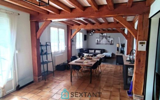 House with full basement in a quiet area
