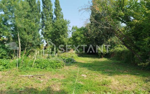 RENOVATED CHARENTAISE – 98 M² – 2 BEDROOMS – 1500 M² GARDEN