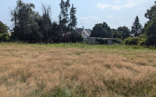 5 fully serviced building plots in Lignol