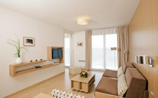 RENTAL INVESTMENT – Carrieres-sur-Seine – Residence Appart Hotel Residhome Carrieres La Defense – 6% profitability