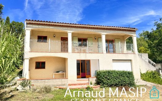 DETACHED PROPERTY WITH GROUND-FLOOR APARTMENT, DOUBLE GARAGE, BARN, PANORAMIC VIEW