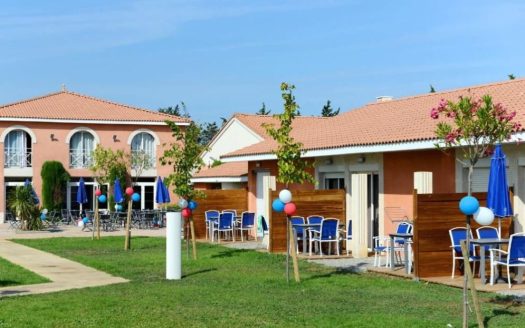 RENTAL INVESTMENT – SALLELES D&apos;AUDE – Tourist residence on the Canal Coast – 6.03% profitability