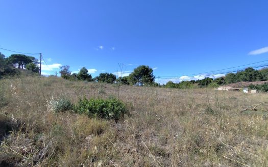 Independant building plot 2.570sqm