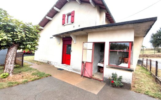 Dordogne – Ancienne maison garde barrière