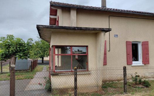 Dordogne – Former gatekeeper&apos;s house
