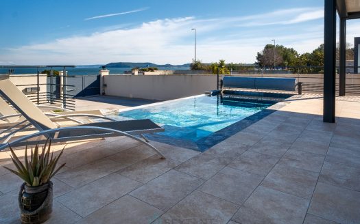 SOUTH FRANCE – PROVENCE – VILLA  with Panoramic View – ISTRES en Provence near the beach – Two Pools