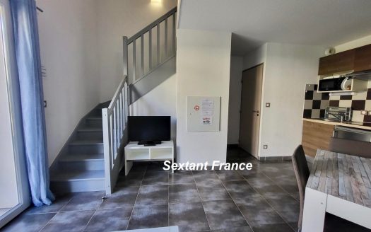 VILLA T2 35 M². FURNISHED. TERRACE. CAR PARK.