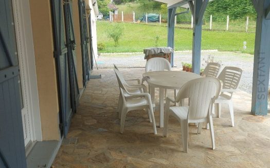 HOUSE IN GREEN PERIGORD – DORDOGNE