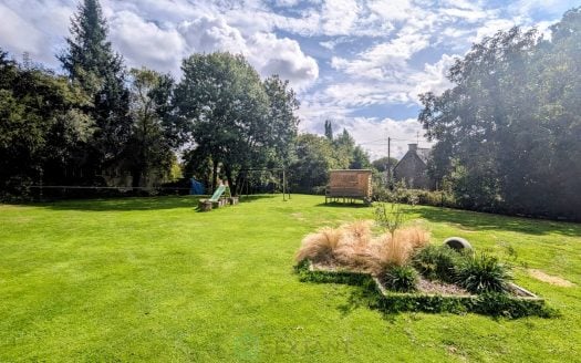 Spacious family home with 7 bedrooms