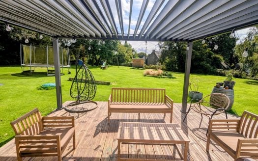 Spacious family home with 7 bedrooms