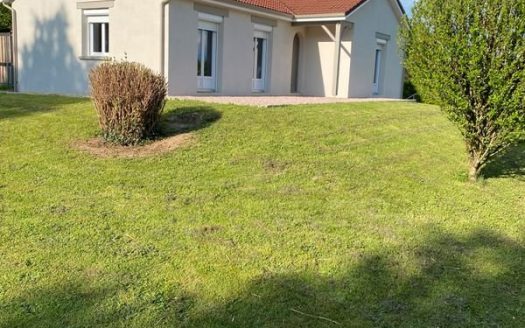 Renovated house 103 sqm + basement – ??Land 1,400 sqm – Couzeix
