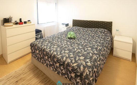 GRILLY- Bel appartement atypique de type T3 – 430.000 €