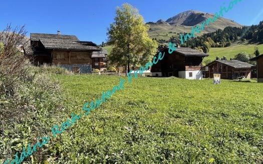 Beautiful building plot at the entrance of Le Chinaillon