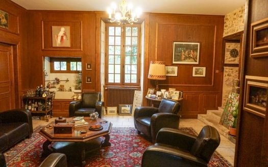 Sumptuous 19th century private mansion, in the heart of the Périgord Vert natural park.