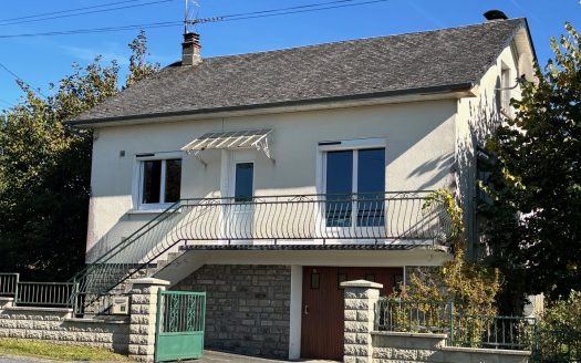 Lovely views of chamberet, 2 bedrooms, large loft and basement, and garden 764 sqm