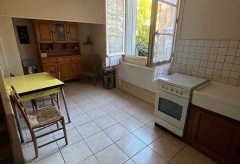 Town house whit terrace