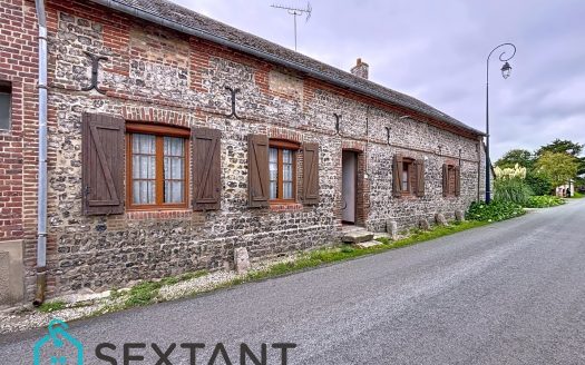 Charming house near the sea
