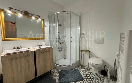 RENOVATED 3-BED VILLAGE HOUSE, 131 M², GARDEN, TERRACE/PARKING AREA