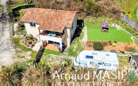 DETACHED 3-BED VILLA WITH GARDEN-LEVEL APARTMENT, TERRACES, LARGE, PRIVATE GARDEN, PANORAMIC VIEWS