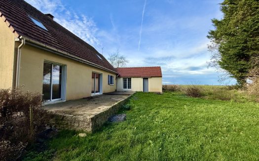 House 140 sqm – 5 bedrooms – 1200 sqm plot – Large 60 sqm living room