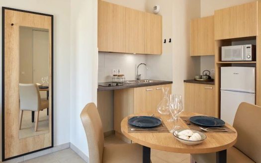 RENTAL INVESTMENT – Meze – Les Girandieres Senior Residence – 5.15% return