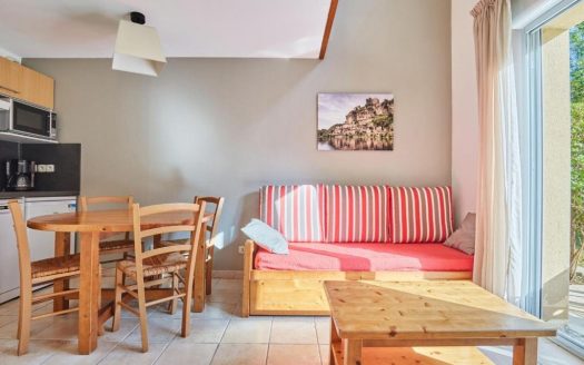 RENTAL INVESTMENT – MONTIGNAC-LASCAUX – Le Hameau du Moulin Tourist Residence – 6.26% return