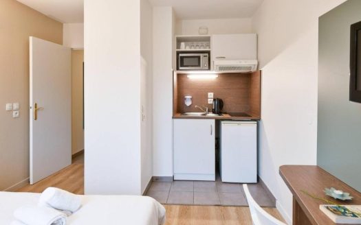 RENTAL INVESTMENT – Saint-Cyr-l'Ecole – Zenitude Versailles Business Residence, Saint-Cyr-l'Ecole – 6.36% return