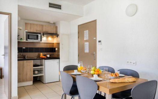 RENTAL INVESTMENT – Antibes – Le Maestria tourist residence – 6.1% return