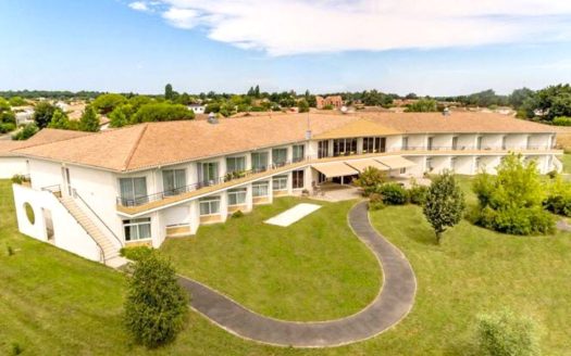 RENTAL INVESTMENT – PAREMPUYRE – Ehpad Le Parc des Oliviers Residence – 8% profitability.