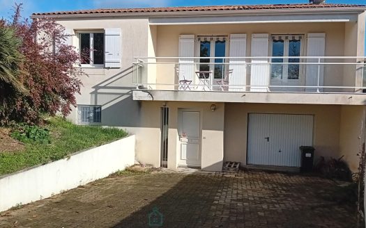 Maison individuelle 135 sqm, 3 chambres, Royan ville