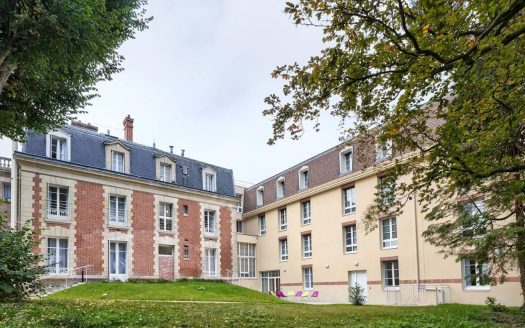 RENTAL INVESTMENT – PLAILLY – Le Cedre Nursing Home Residence – 6.11% return