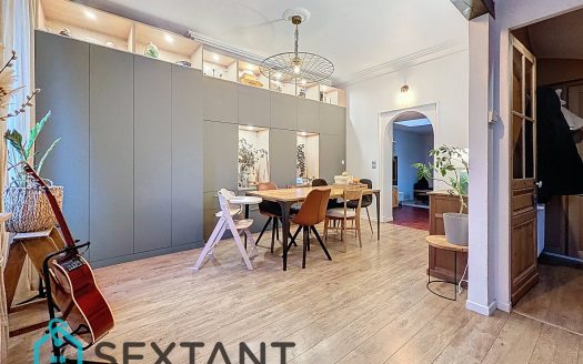 1930 stone house of 92 sqm