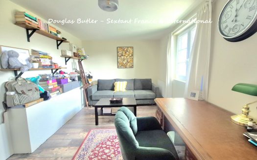 Completely renovated stone property with guest house, swimming pool, and unobstructed views